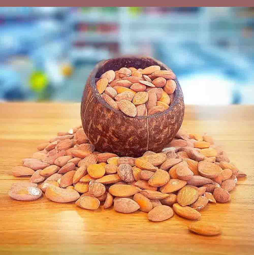 مغر بادام ایرانی