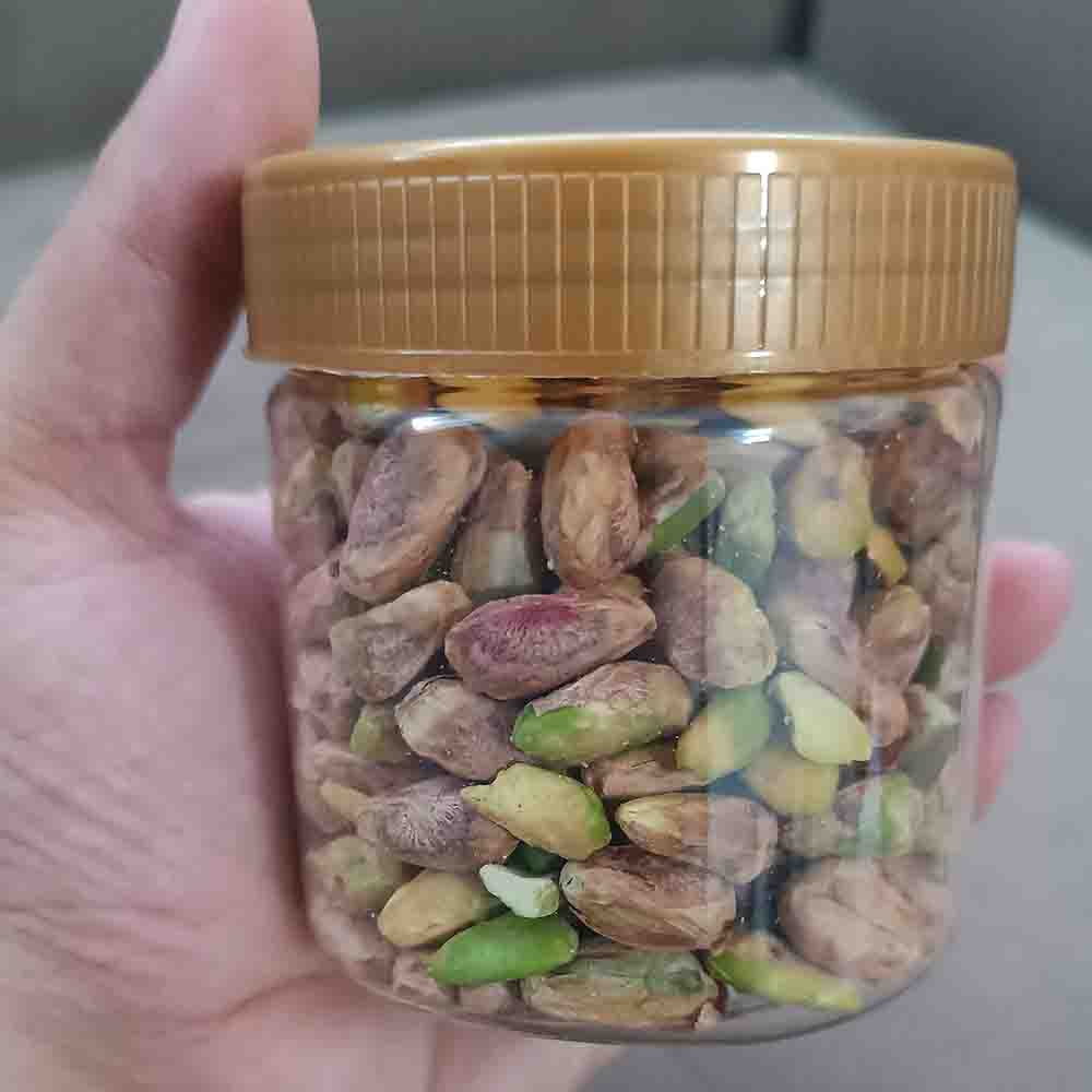 مغز پسته